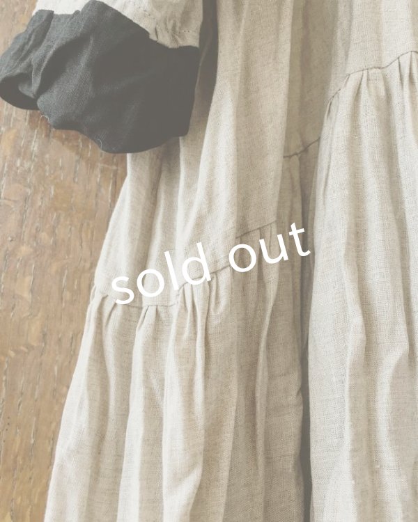 画像9: MARCHE' DE SOEUR/生成りベージュ×ブラックリネンワンピース (9)