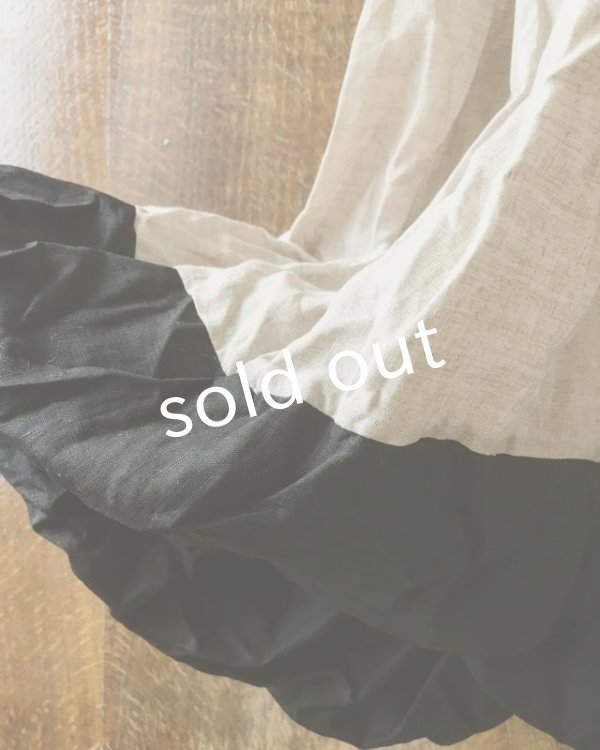 画像6: MARCHE' DE SOEUR/生成りベージュ×ブラックリネンワンピース (6)