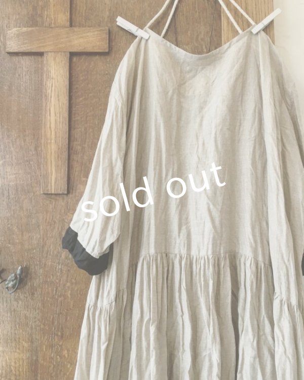 画像8: MARCHE' DE SOEUR/生成りベージュ×ブラックリネンワンピース (8)