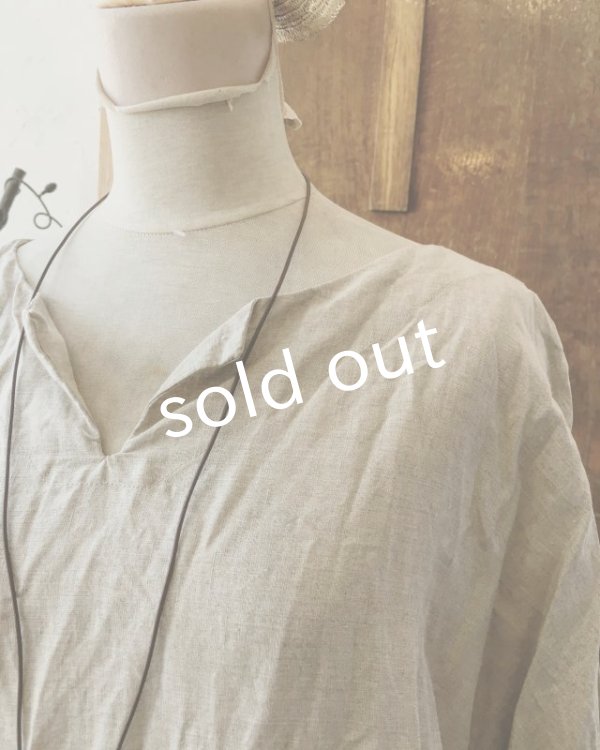 画像10: MARCHE' DE SOEUR／生成りベージュ×ブラックリネンワンピース (10)