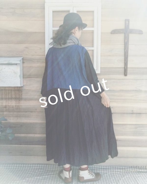 画像6: MARCHE' DE SOEUR/インディゴ染めバイカラーワンピース・ブラックお袖 (6)