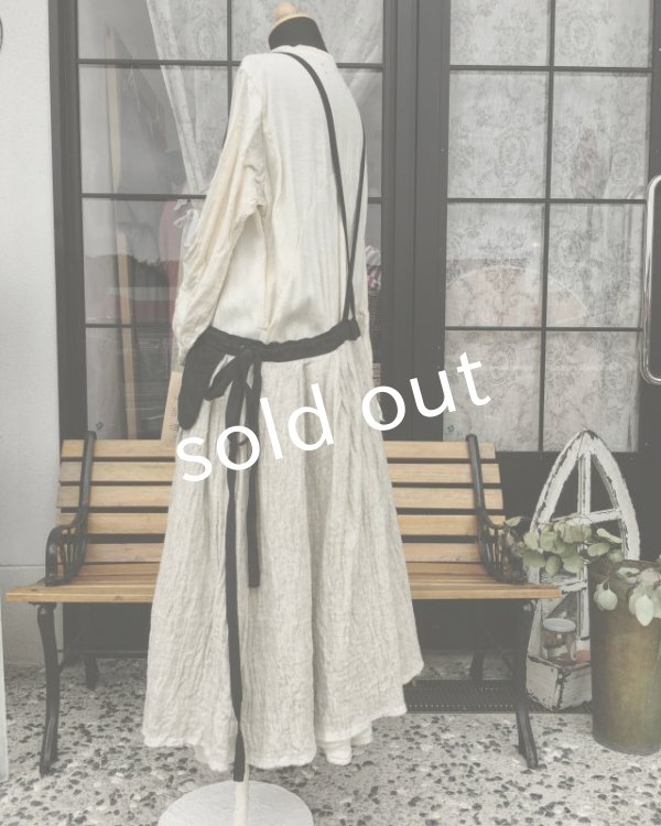 画像7: MARCHE' DE SOEUR/ウールリネン吊りスカート・オフ×黒 (7)