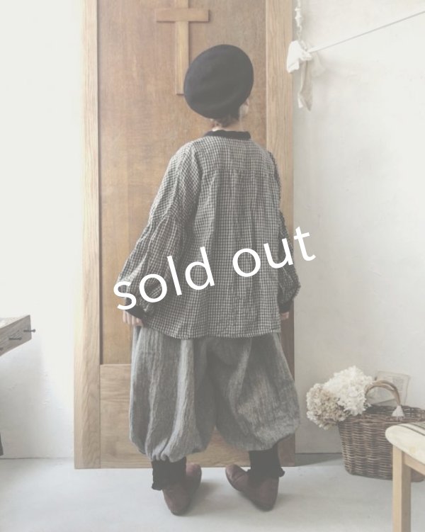 画像12: MARCHE' DE SOEUR/ちび襟パフ袖ブラウス・生成り (12)