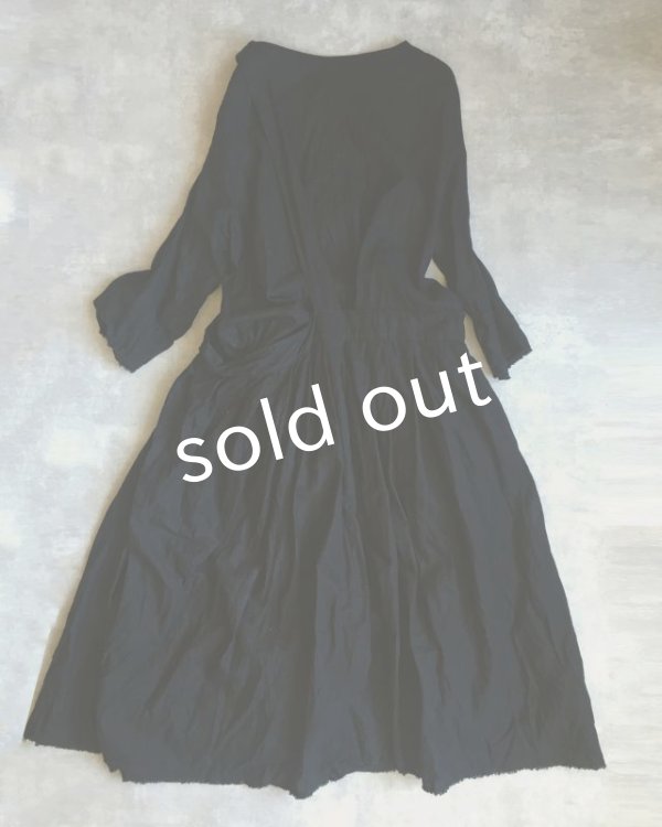 画像4: MARCHE' DE SOEUR/ワンショルダーワンピース・スミクロ (4)