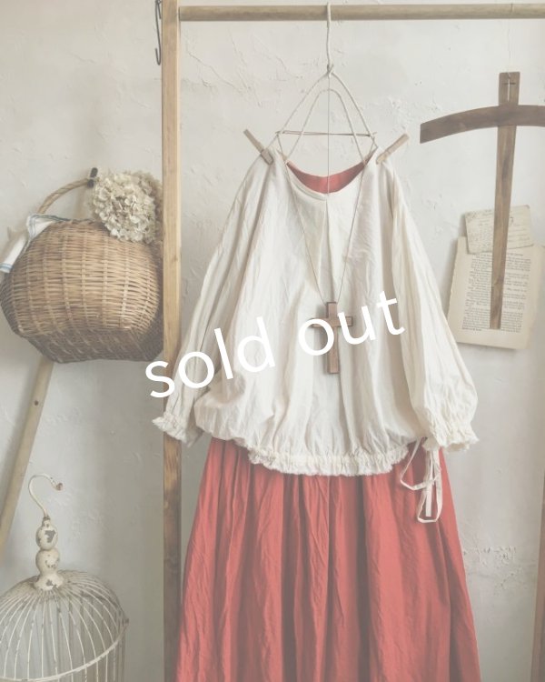 画像2: MARCHE' DE SOEUR/くしゅリボンプルオーバー・アンティークミルク (2)