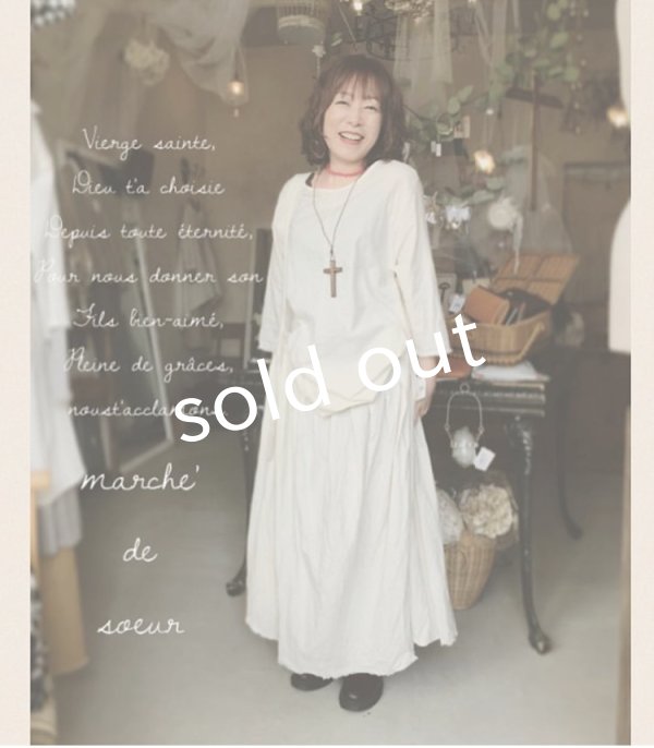 画像12: MARCHE' DE SOEUR/ワンショルダーワンピース・生成り (12)