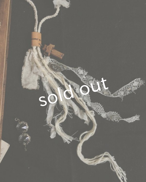 画像4: pollenbienco／アンティークレースのミニ十字架ネックレス (4)