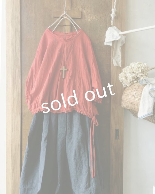 画像2: MARCHE' DE SOEUR/くしゅリボンプルオーバー・朱赤 (2)