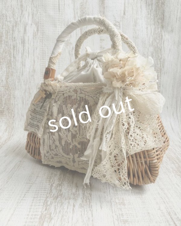 画像3: pollenbienco／アンティークレースのかごバッグ・ドイリーと花束 (3)