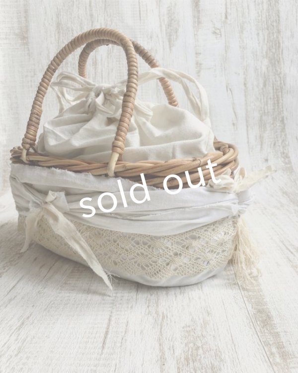 画像8: pollenbienco／アンティークレースのかごバッグ・祈りのメダイ (8)