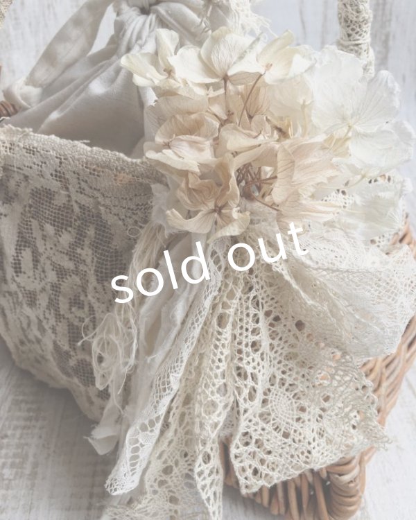 画像5: pollenbienco／アンティークレースのかごバッグ・ドイリーと花束 (5)