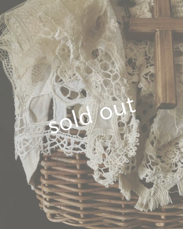 画像5: pollenbienco／十字架とアンティークレースのバスケット (5)
