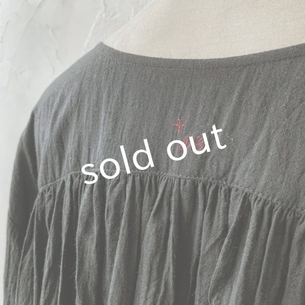 画像4: MARCHE' DE SOEUR／教会のチュニックブラウス・アンティークブラック (4)