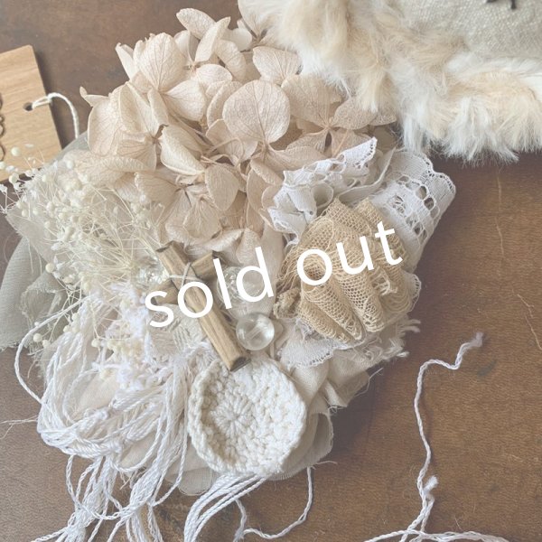 画像4: sukekiyo/プリザーブドとアンティークレースのコサージュキヨ・H (4)