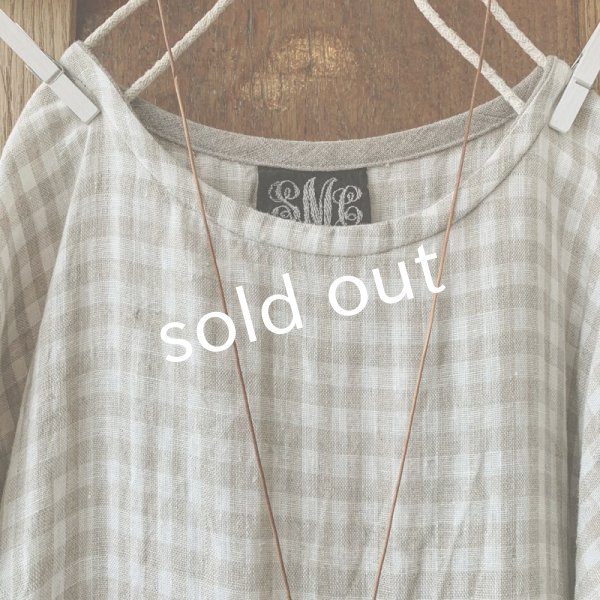 画像4: mifumi／ドロップショルダーボリュームpuffワンピース・生成×白ギンガム (4)