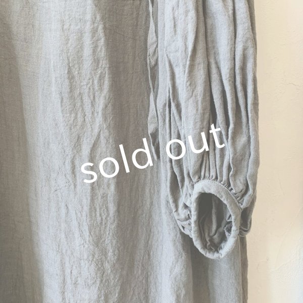 画像6: mifumi／ブッファンお袖の肩リボンワンピース・濃灰 (6)