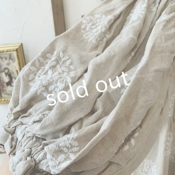 画像4: mifumi/ドロップショルダーボリュームpuffワンピース・森のぼーる (4)