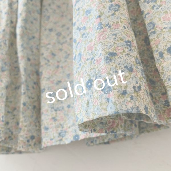 画像3: mifumi／ティアードパッチのスカート・青小花 (3)