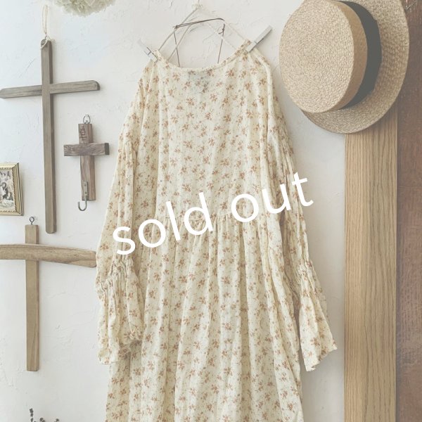 画像6: mifumi/Wトロンのワンピース・クリームブーケ (6)