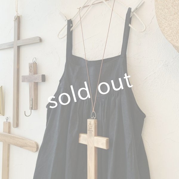 画像2: mifumi／ローラキャミエプロン・黒 (2)