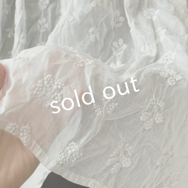 画像5: mifumi/わたぐもオーガンジー はなれ衿のサラワンピース・スミクロ (5)