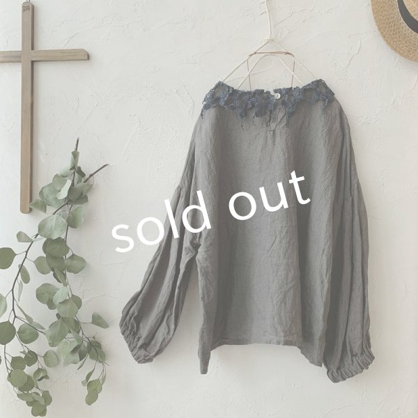 画像5: mifumi/おはなたちのブラウス・濃灰 (5)