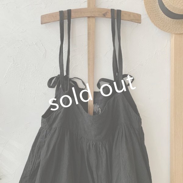 画像2: mifumi/ふたつりぼんのエプロンワンピース・黒 (2)