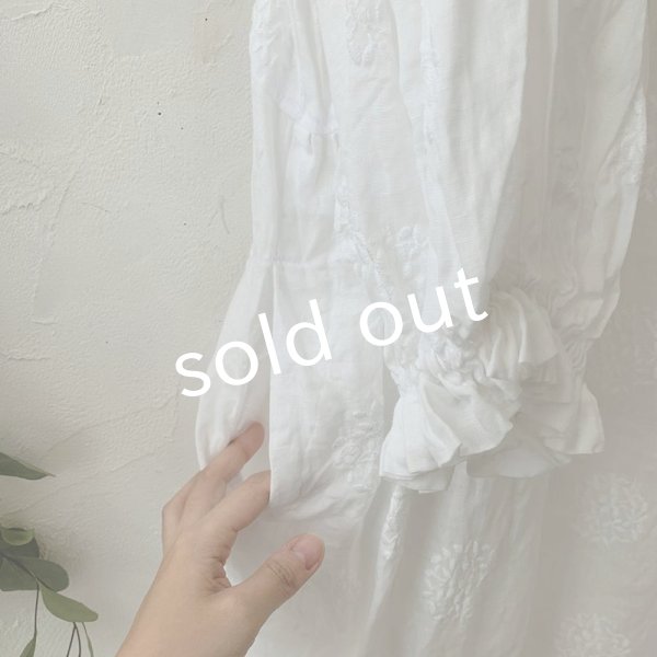 画像5: mifumi／ドロップショルダーボリュームpuffワンピース・森のぼーるオフ (5)