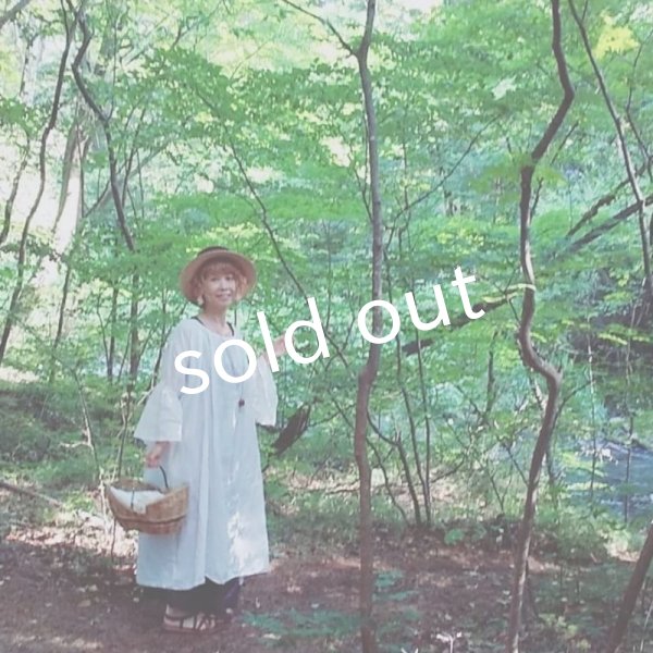 画像7: mifumi/アトリエ刺繍 森のオーバーワンピース・黒 (7)