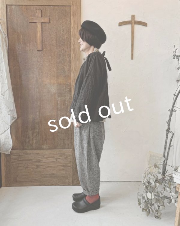 画像9: MARCHE' DE SOEUR／後ろりぼんショートプルオーバー・黒 (9)