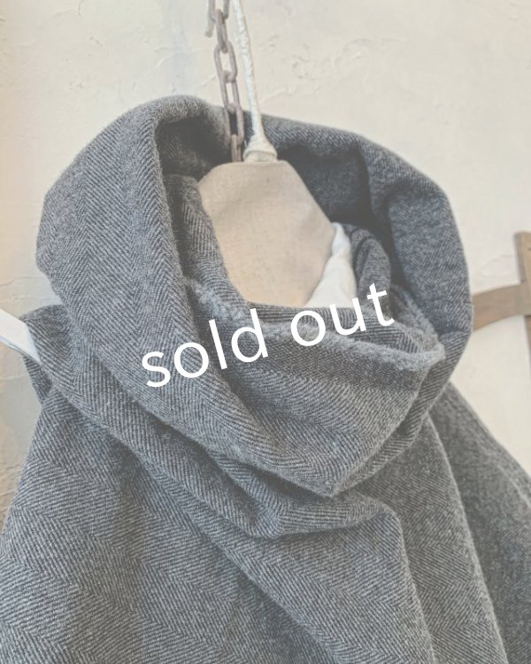 画像6: MARCHE' DE SOEUR／ウールへリンボンのポンチョ・杢チャコール (6)