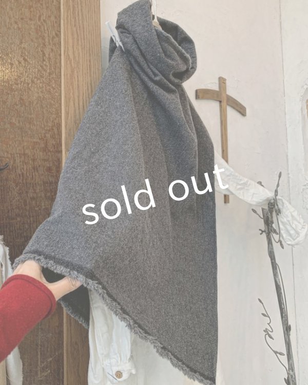 画像3: MARCHE' DE SOEUR／ウールへリンボンのポンチョ・杢チャコール (3)