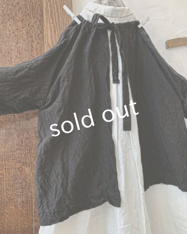 画像4: MARCHE' DE SOEUR／後ろりぼんショートプルオーバー・黒 (4)