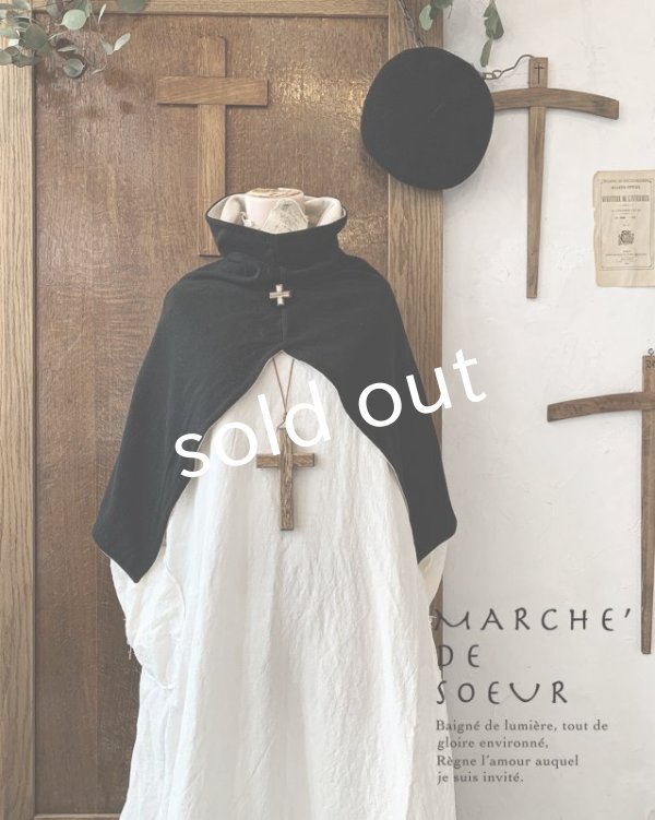 画像2: MARCHE' DE SOEUR／教会のケープ・リバーシブル【木の十字架ブローチ付】 (2)
