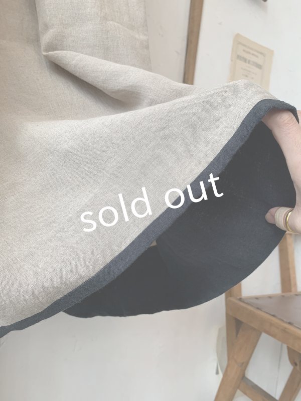 画像8: kosatofuku／リネンのスモックギャザーロングワンピース・ベージュ (8)