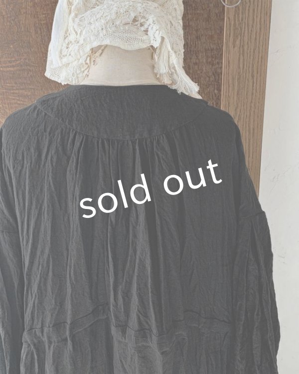 画像10: MARCHE' DE SOEUR／祈りのワンピース+pollenbiencoアンティークレースの首飾り・ブラック (10)