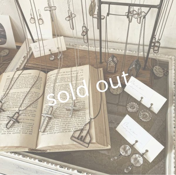 画像6: caco grass works/ヴィンテージガラスボタンのイヤリング・C (6)