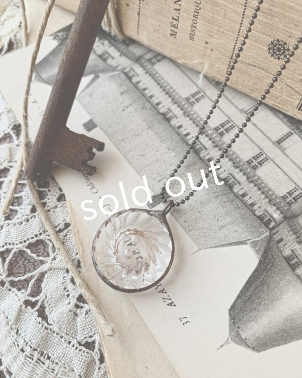 画像4: caco grass works／ヴィンテージガラスボタンのペンダント・copper (4)