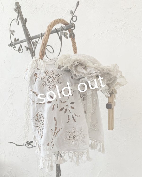 画像7: pollenbienco／アンティークタッセルレースと十字架のバスケット (7)