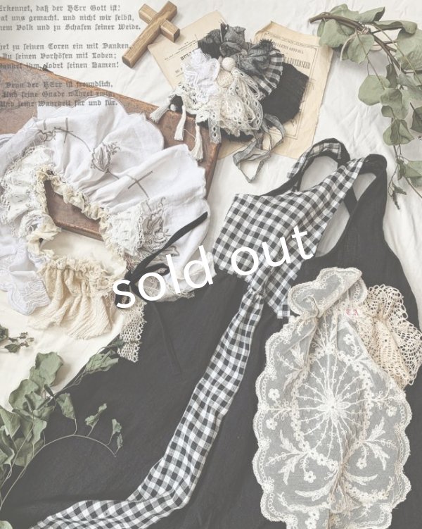 画像2: 【特別版】shizuka's & MARCHE３点セット／ロベリアのドレス・アンティークレースB（前スリットタイプ） (2)