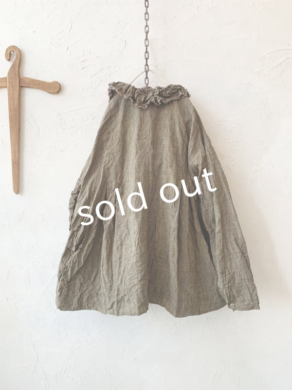 画像9: MARCHE' DE SOEUR／グレンチェックリネンフローフリルブラウス・ヴィンテージカーキ (9)