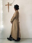 画像14: MARCHE' DE SOEUR／バッククロスギャザーワンピース・ブラウンカーキ (14)