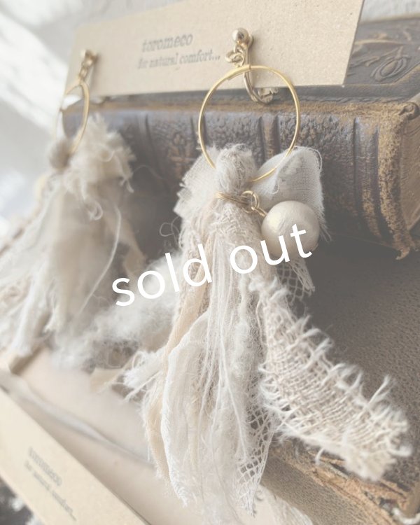 画像3: toromeco／裂き布タッセルbutterfly耳飾り (3)