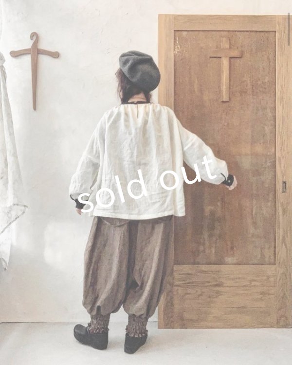 画像13: MARCHE' DE SOEUR／チャーチカフスブラウス・黒×エクリュ (13)