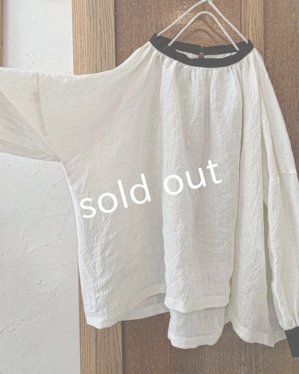 画像10: MARCHE' DE SOEUR／チャーチカフスブラウス・黒×エクリュ (10)