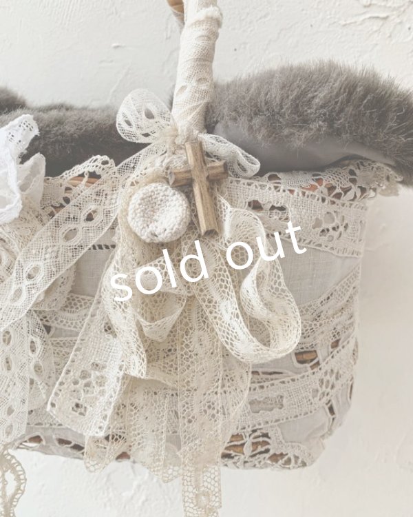 画像2: pollenbienco／アンティークレースとファーのラウンドバッグ (2)