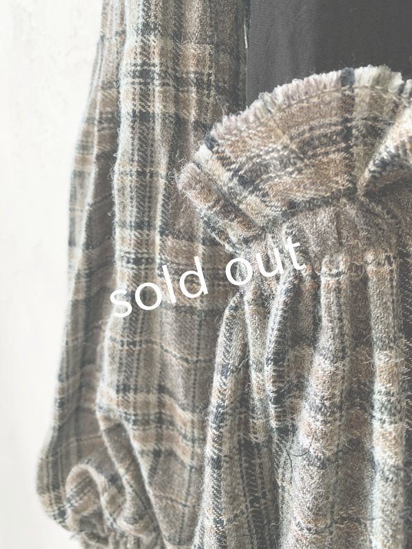 画像7: MARCHE' DE SOEUR／ブルターニュのワンピース・ウールリネン アンティークチェック黒 (7)