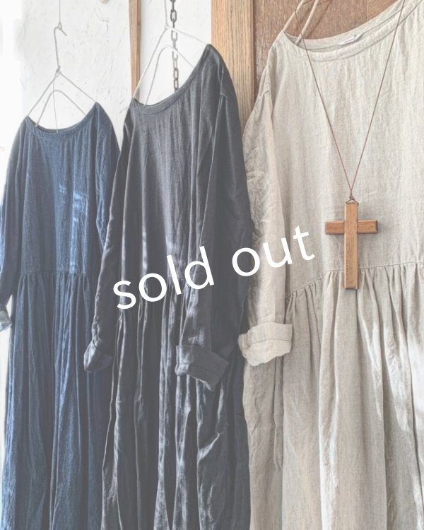 画像2: Avenue／シンプル襟ギャザーワンピース (2)