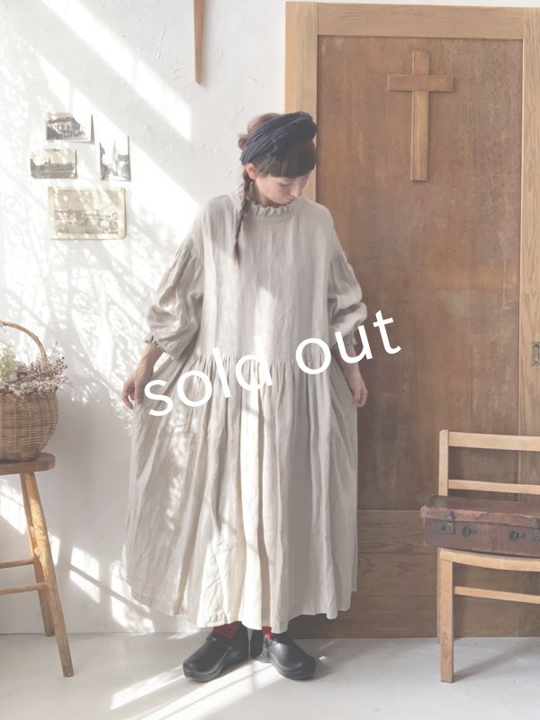 画像3: Avenue／フリル襟ギャザーワンピース (3)