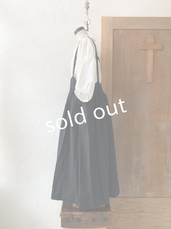 画像2: kosatofuku／ギャザーエプロンワンピース・ブラック (2)